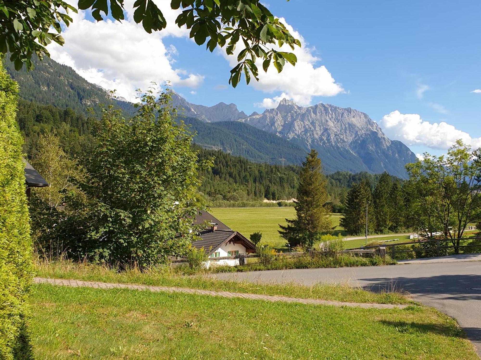 Haus Abendsonne Familie Druxes Apartamento Krün Exterior foto